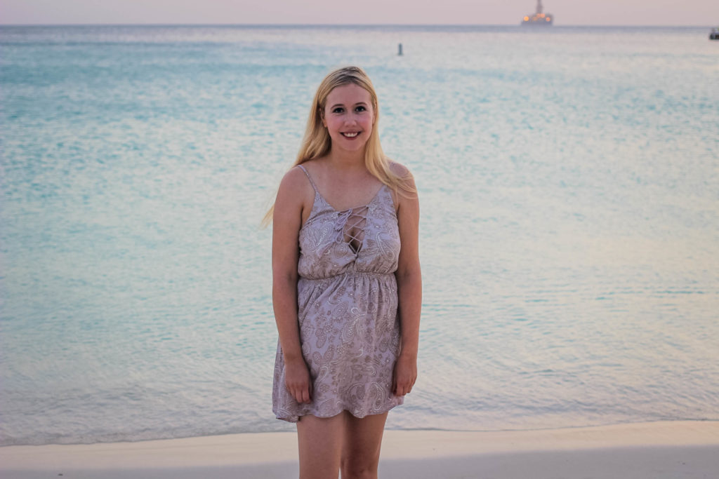 tobi tie up aruba beach